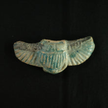 画像をギャラリービューアに読み込む, Winged Scarab 2 翼の生えたスカラベ 2