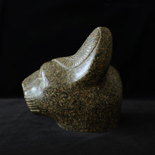 画像をギャラリービューアに読み込む, Bastet Head Statue 3　バステト頭像 3
