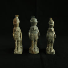 画像をギャラリービューアに読み込む, Horus Statue 3　ホルス立像 3
